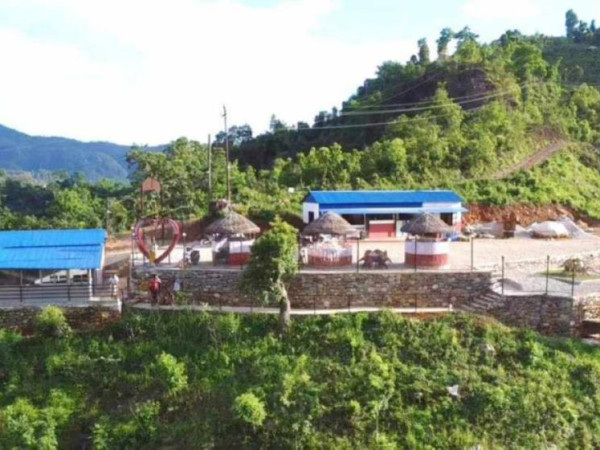 पर्यटकीय केन्द्र बन्‍दै तनहुँको झाँगाझोली