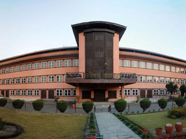 कोशी प्रदेशको सरकारलाई दीर्घकालीन महत्वको निर्णय नगर्न सर्वोच्चको अन्तरिम आदेश