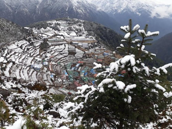 हिउँले खुम्बु क्षेत्र सेताम्मे