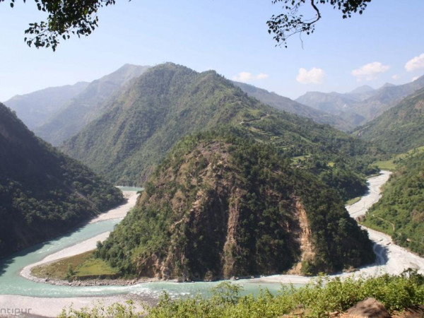 दूधकोशी राष्ट्रिय गौरवको आयोजना निर्माण हुदैं