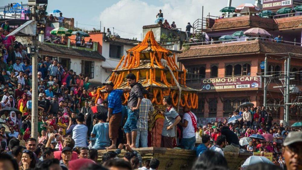 आज इन्द्रजात्रा मनाइँदै, उपत्यकामा सार्वजनिक बिदा 